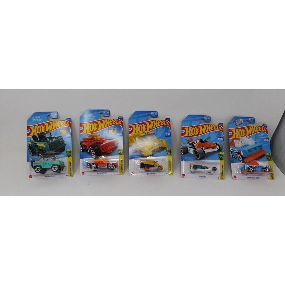 Hot Wheels Experimotors Lot Of 5 Includes 3 Lego Brick Compatible Vehicles Cool!